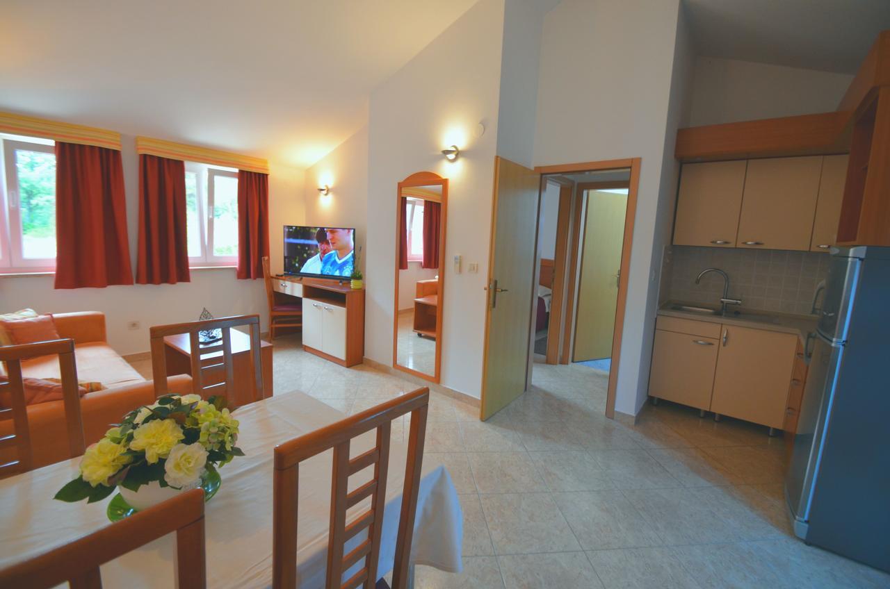 Apartments Materada Residence Пореч Екстериор снимка